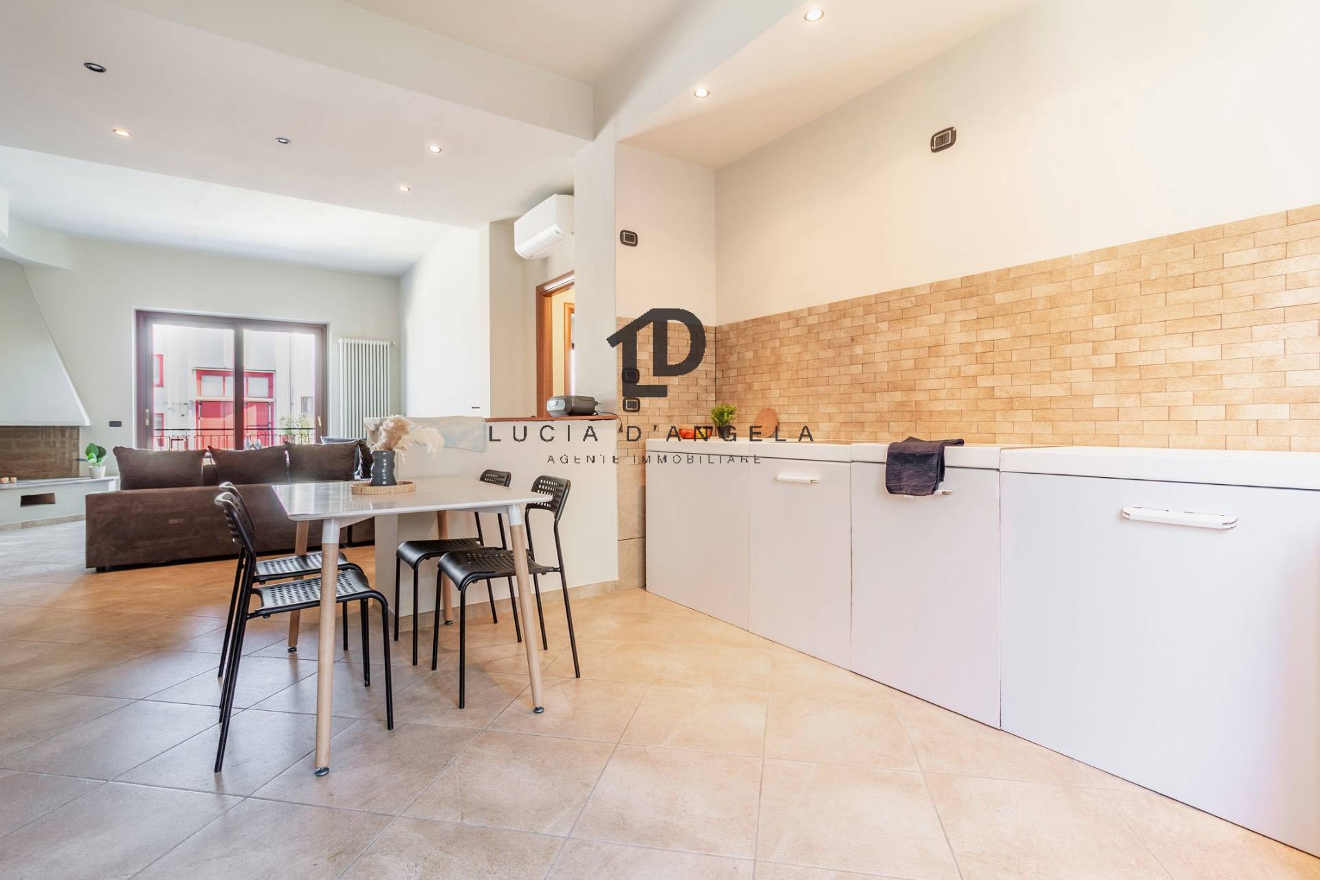 villa bifamiliare a Legnano