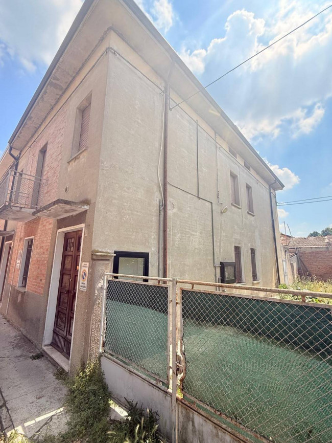 Porzione di casa a Mirandola