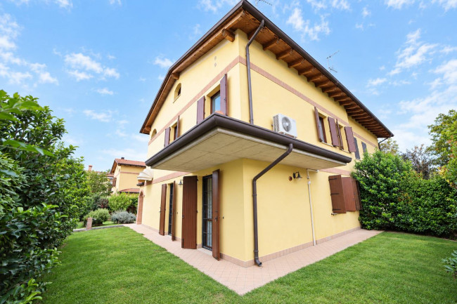 Villa a San Possidonio
