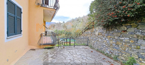 Villa in vendita a Casanova Lerrone (SV)