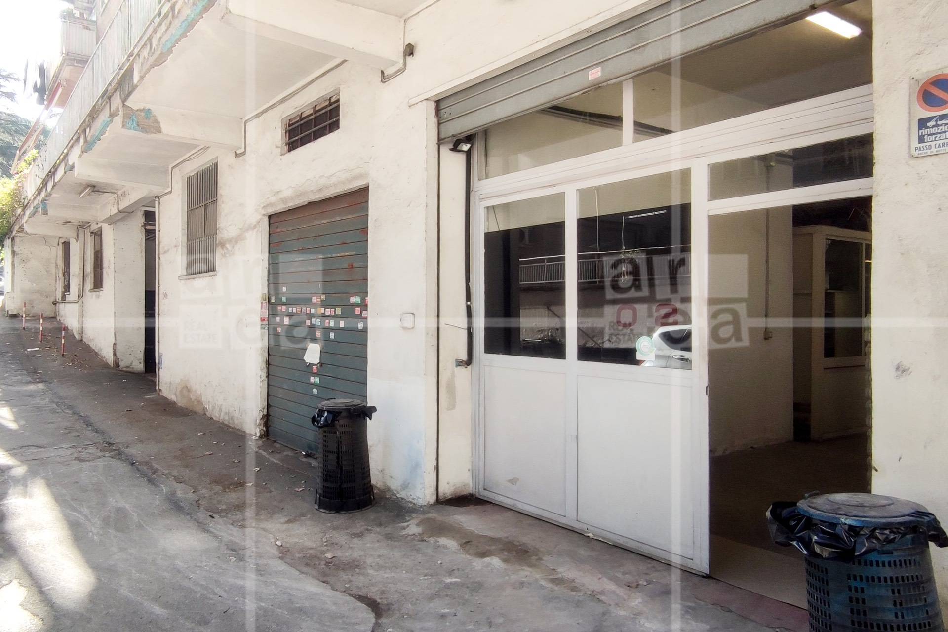 Deposito in vendita a Roma