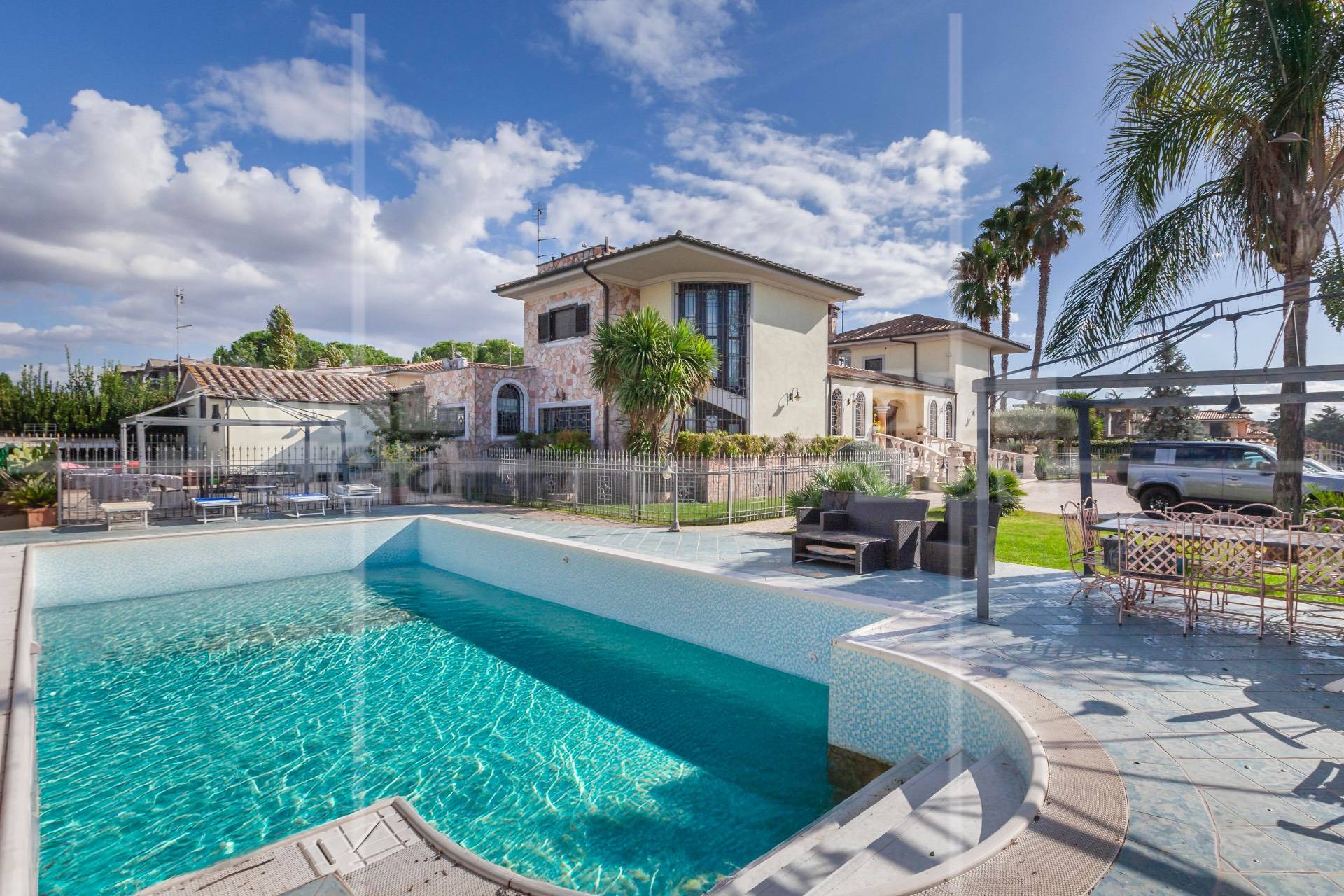 Villa in vendita a Roma