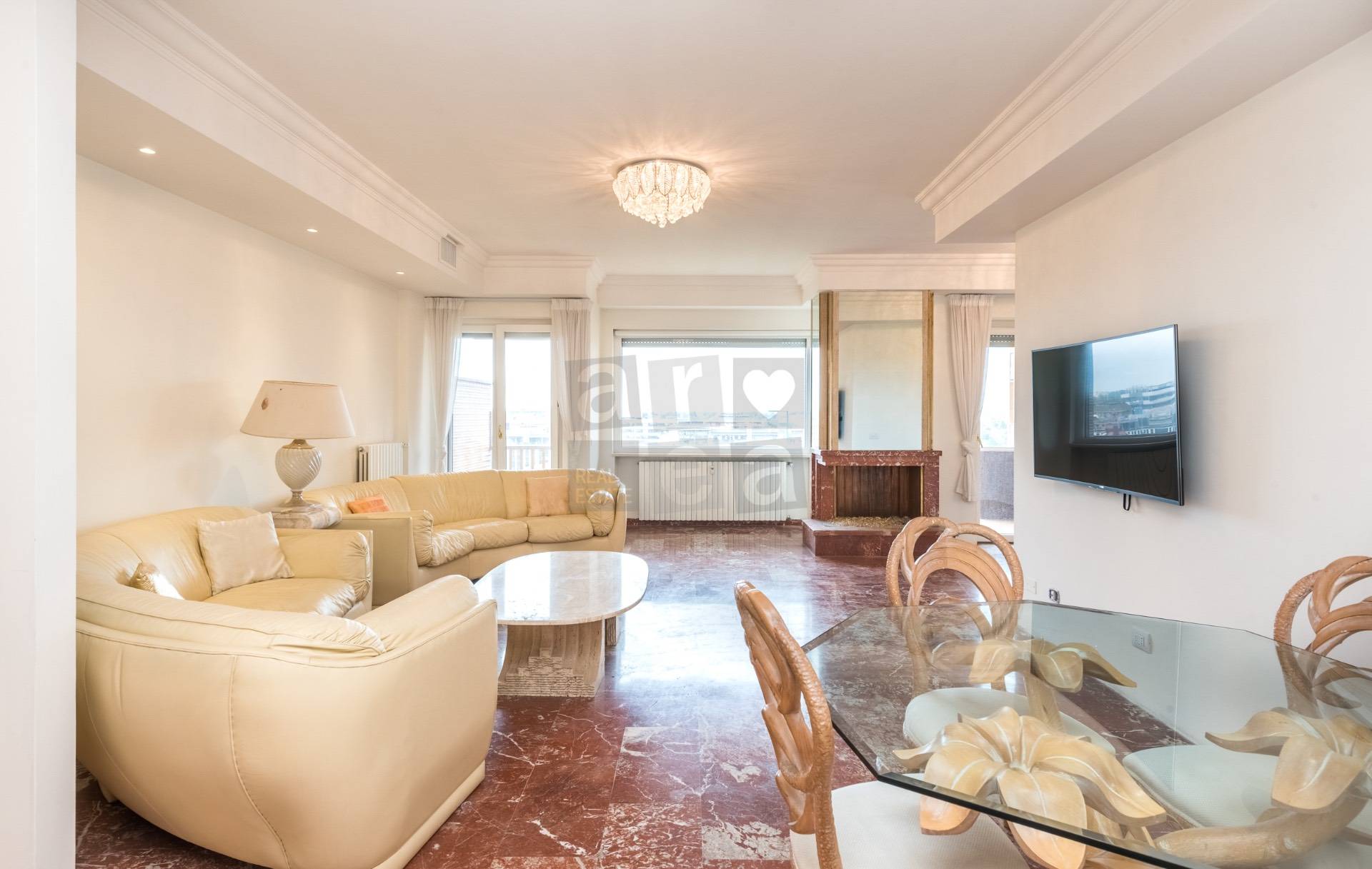 Appartamento in vendita a Roma