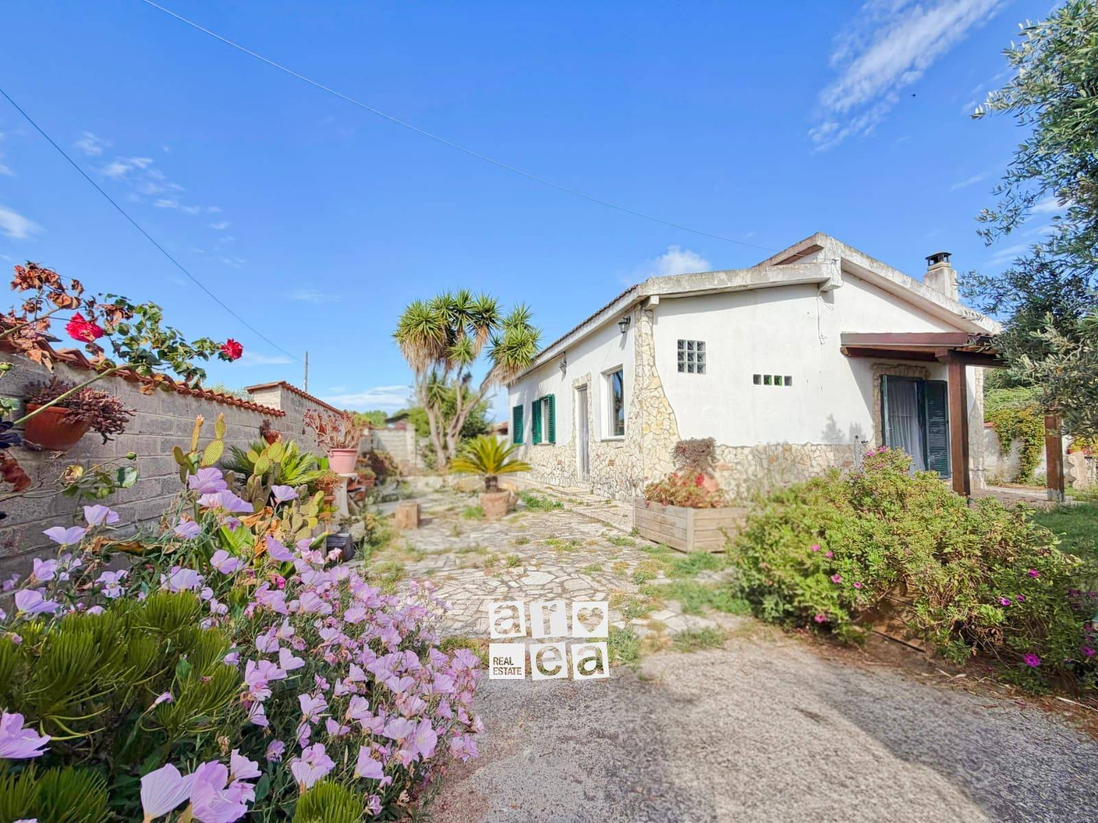 Villa in vendita a Ardea