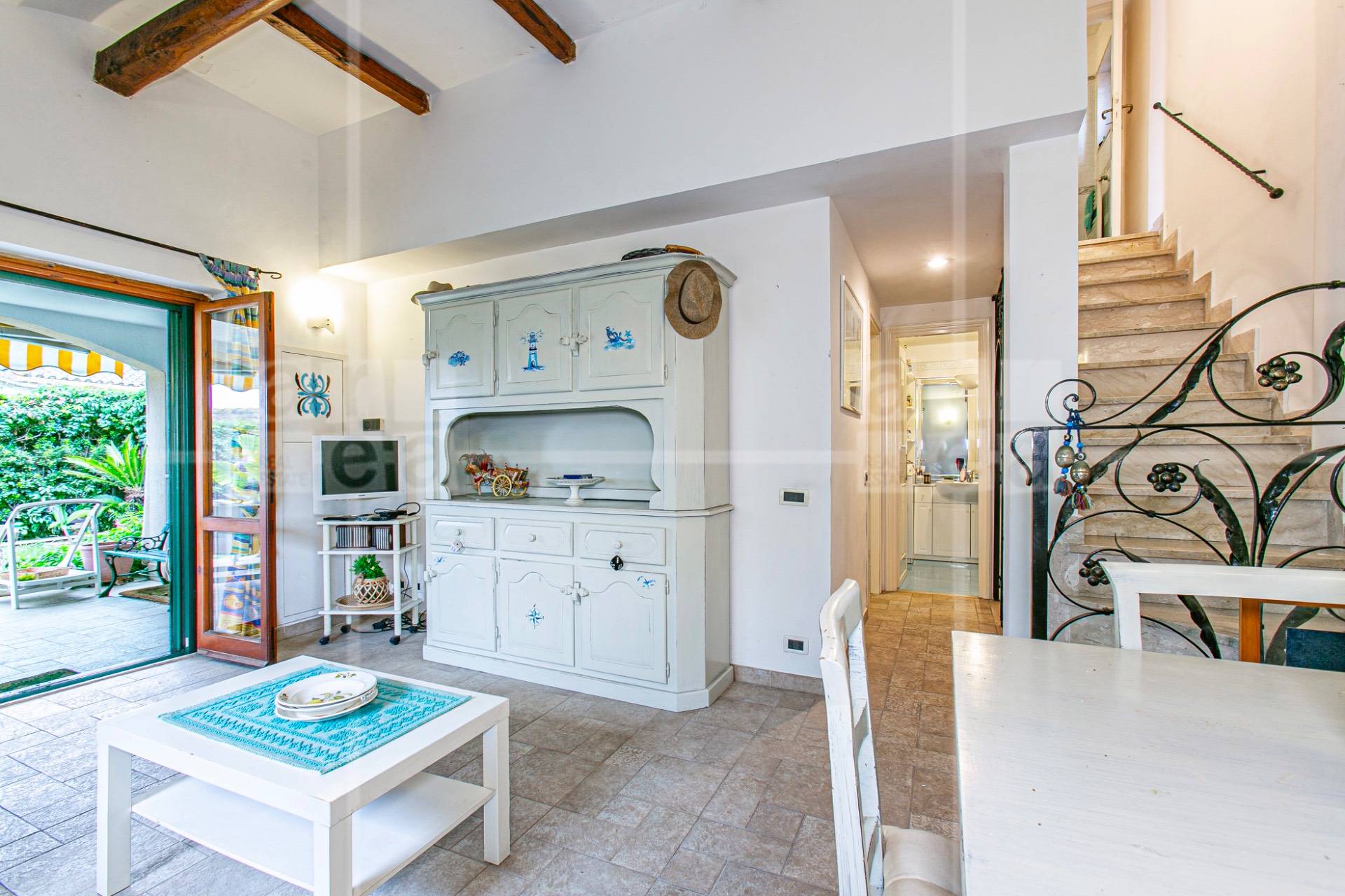 Villa in vendita a Ladispoli - foto 2