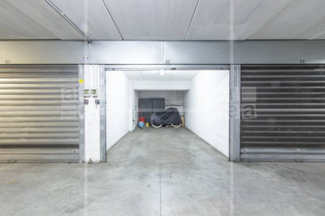 Box o garage in vendita a Roma
