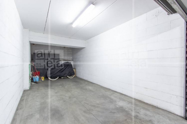 Box o garage in vendita a Roma