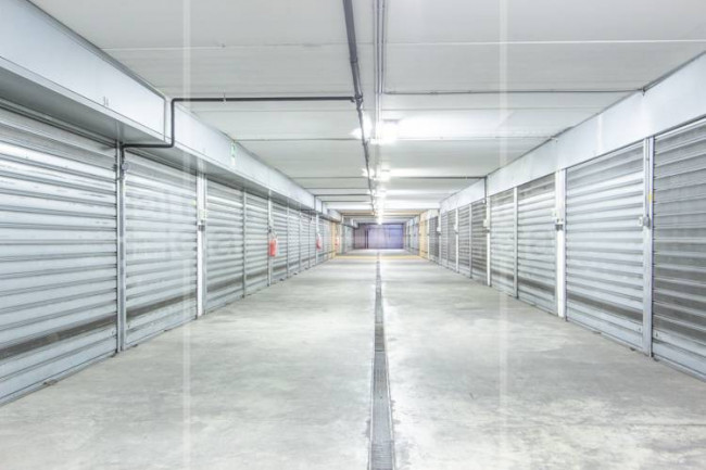 Box o garage in vendita a Roma