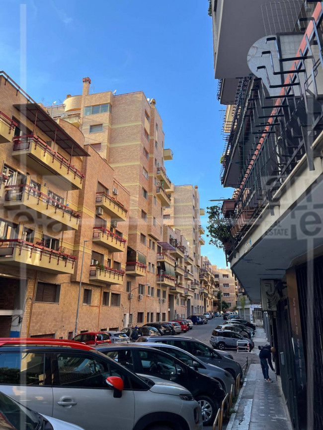 Posto moto in vendita a Roma