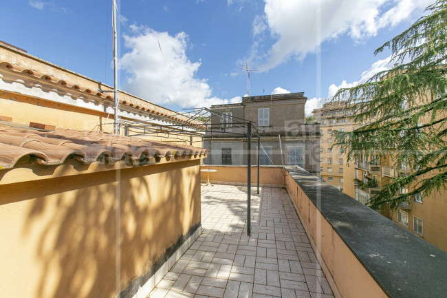 Villa in vendita a Trieste, Roma (RM)