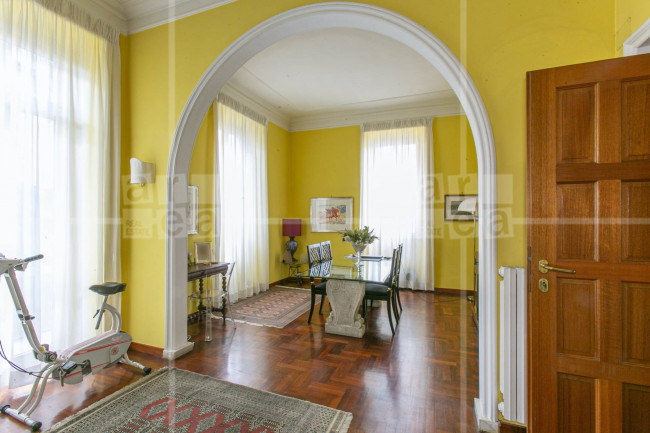 Villa in vendita a Trieste, Roma (RM)