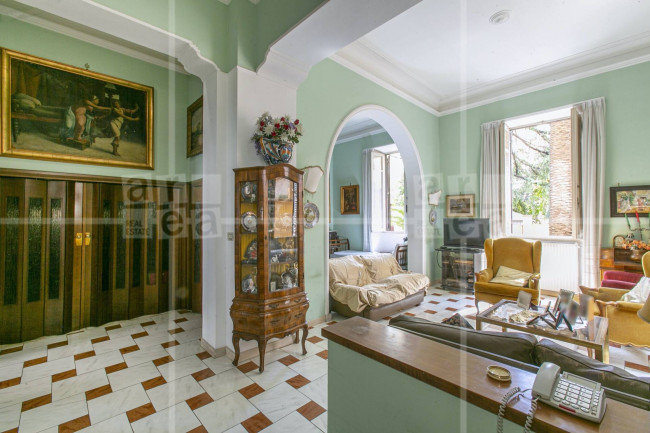 Villa in vendita a Trieste, Roma (RM)