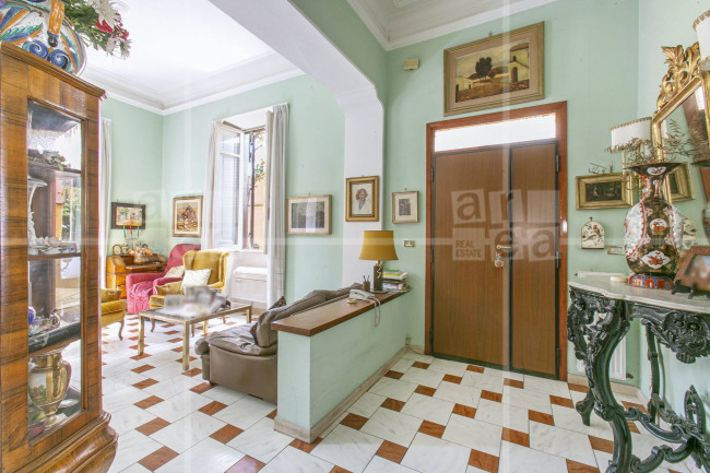 Villa in vendita a Trieste, Roma (RM)