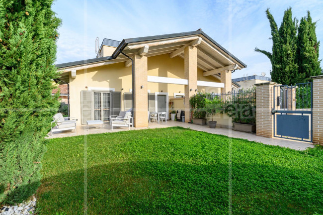 Villa in vendita a Roma