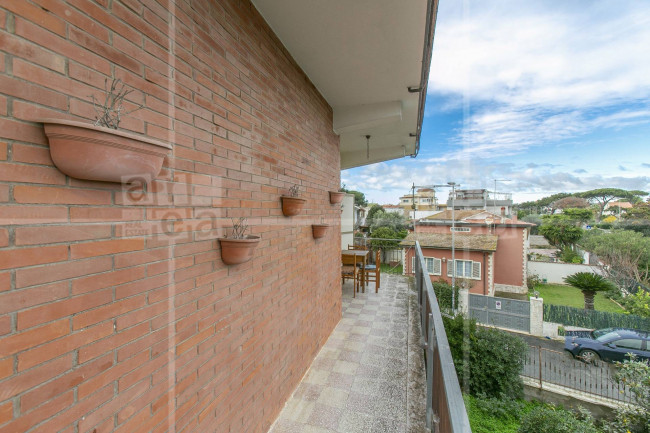 Appartamento in vendita a Pomezia