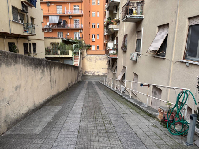 Box o garage in vendita a Roma