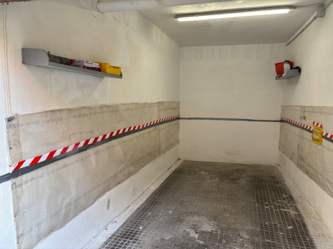 Box o garage in vendita a Roma