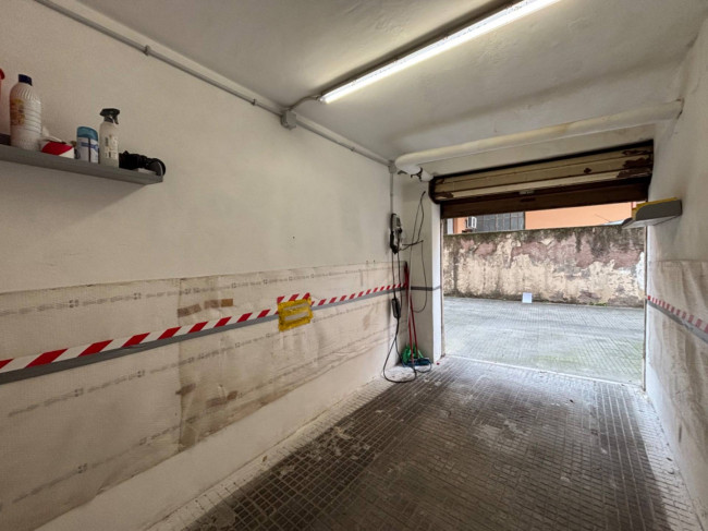 Box o garage in vendita a Roma