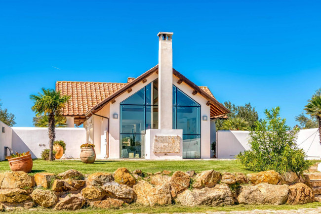 Villa in vendita a Montalto di Castro