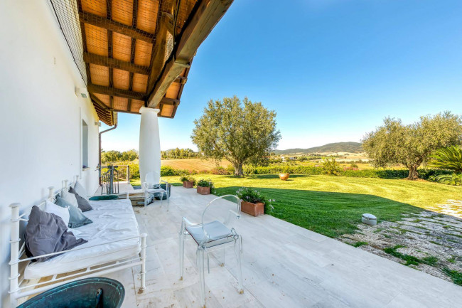 Villa in vendita a Montalto di Castro