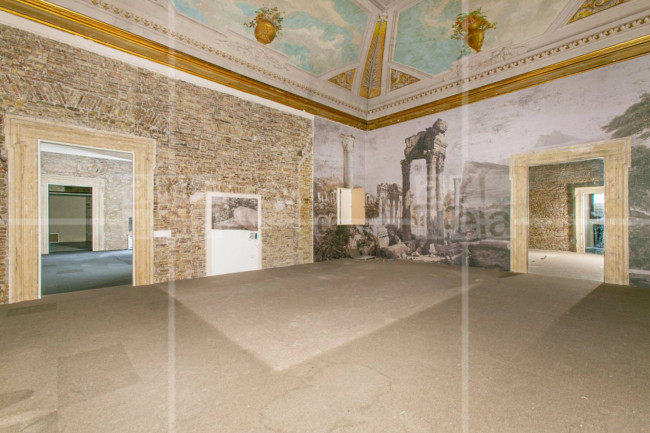 Locale commerciale in affitto a Roma