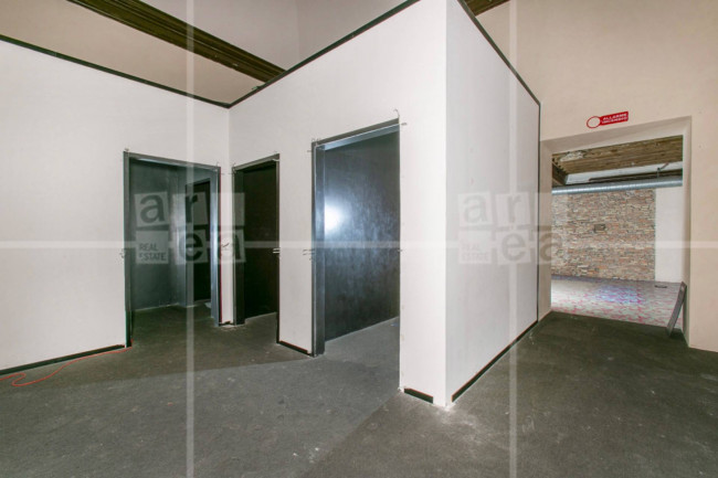 Locale commerciale in affitto a Roma