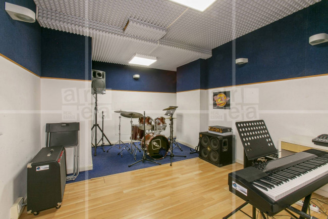 Attività commerciale in vendita a Roma