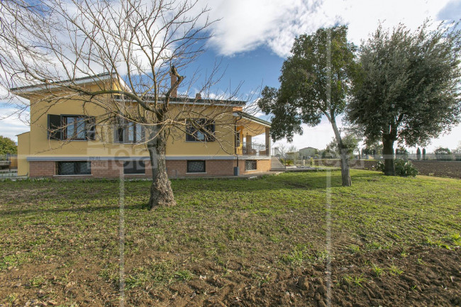 Villa in affitto a Palombara Sabina