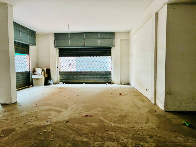 Attività commerciale in vendita a Roma