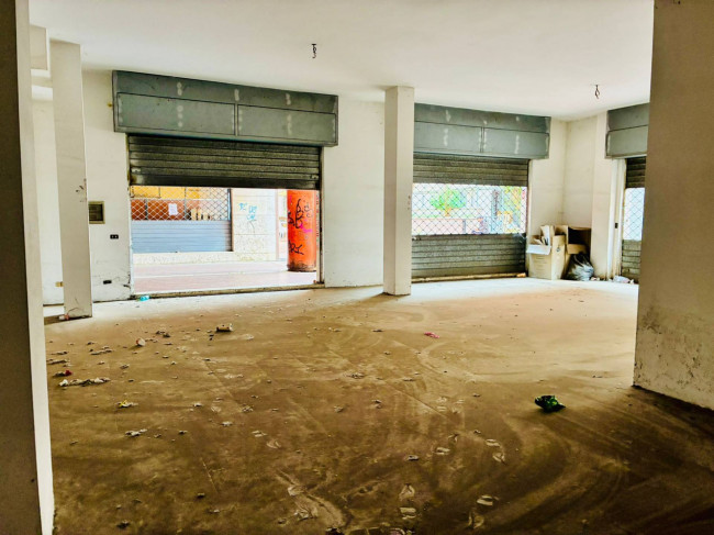Attività commerciale in vendita a Roma