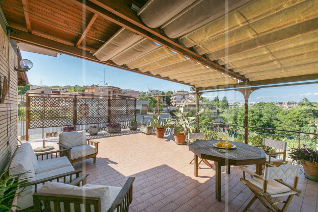 Appartamento in vendita a Roma