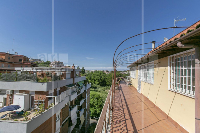 Appartamento in vendita a Roma