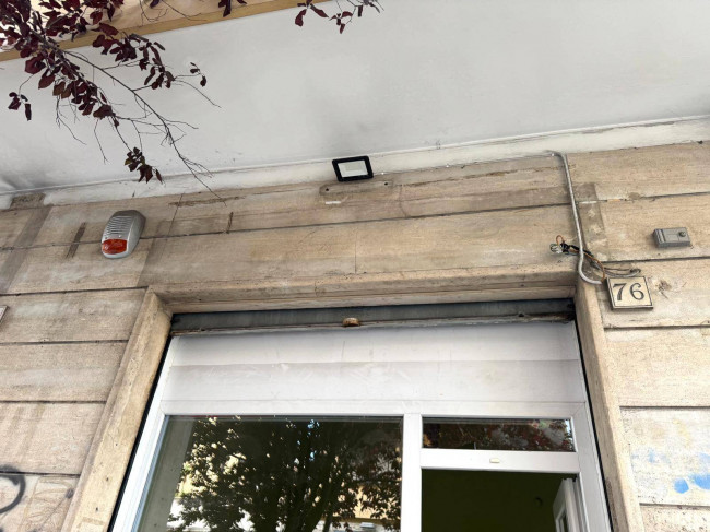 Locale commerciale in affitto a Roma