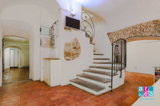 Locale commerciale in vendita a Roma