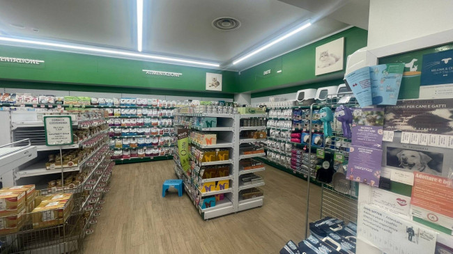 Attività commerciale in vendita a Roma