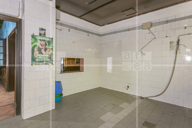 Locale commerciale in affitto a Roma