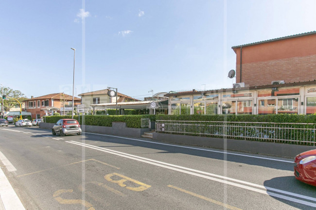 Locale commerciale in vendita a Roma