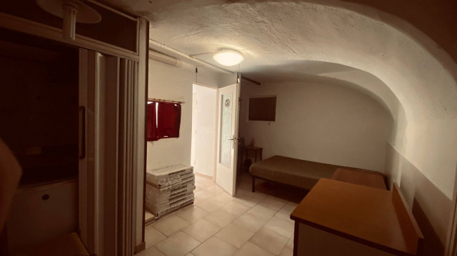 Locale commerciale in vendita a Roma