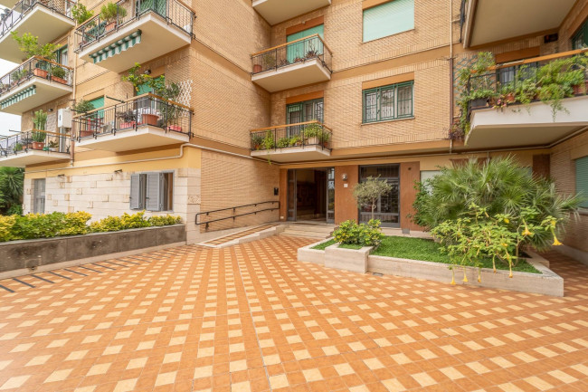 Appartamento in vendita a Roma