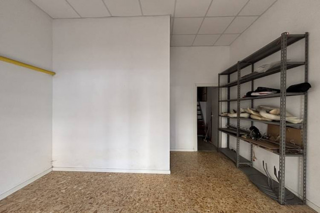 Box o garage in vendita a Roma