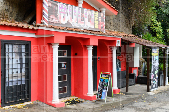 Locale commerciale in vendita a Roma