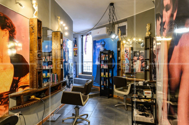 Locale commerciale in vendita a Roma