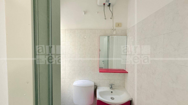 Attività commerciale in affitto a Roma