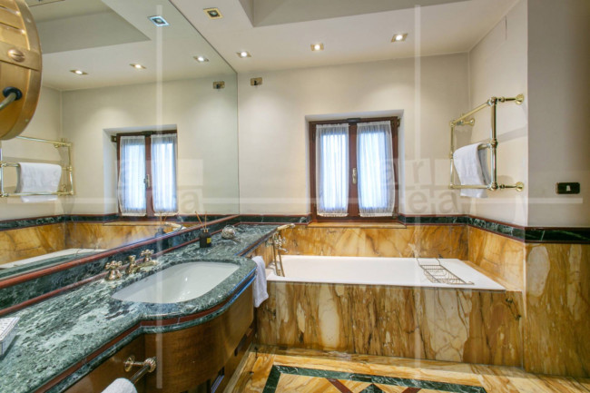 Villa in vendita a Roma