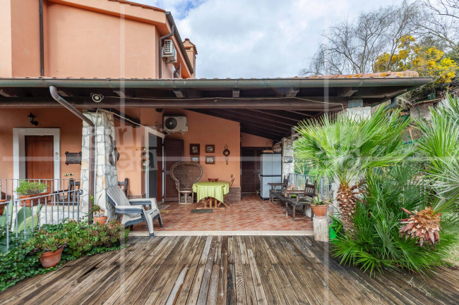 Villa in vendita a Fiumicino