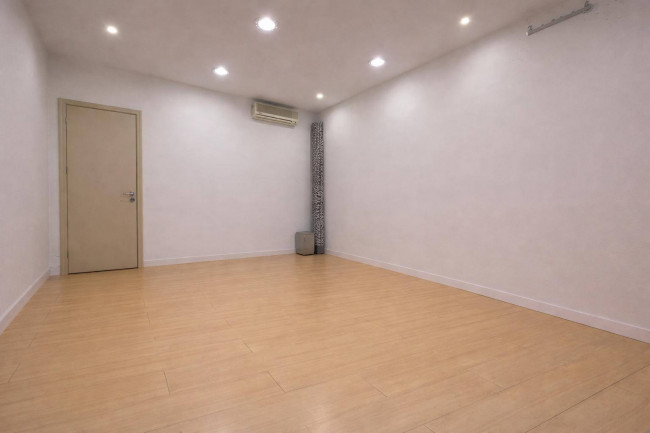 Locale commerciale in vendita a Roma