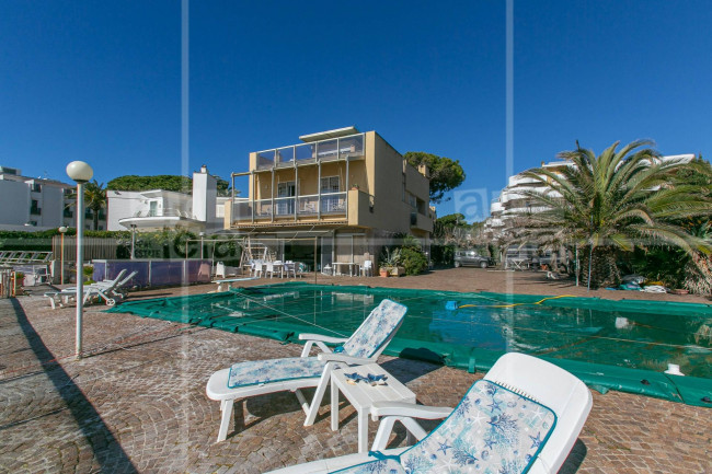 Villa in vendita a Roma