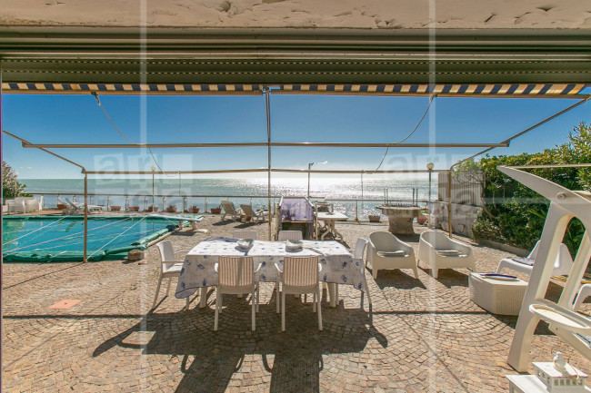Villa in vendita a Roma