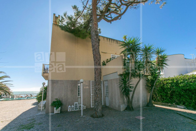 Villa in vendita a Roma