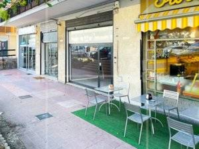 Locale commerciale in affitto a Roma